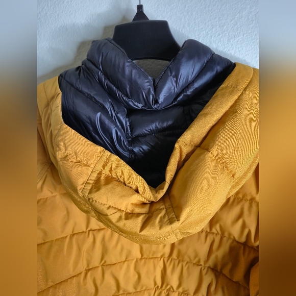 Men's Mustard Puffer Jacket - Picture 4 of 8